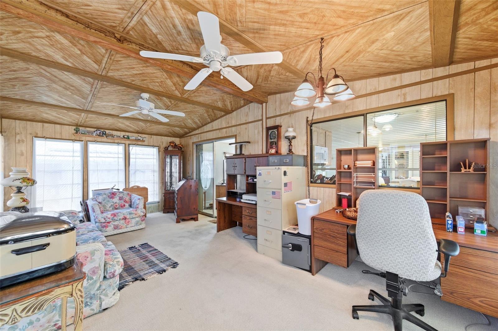 Image 11 of 73 For 2101 Kona Dr