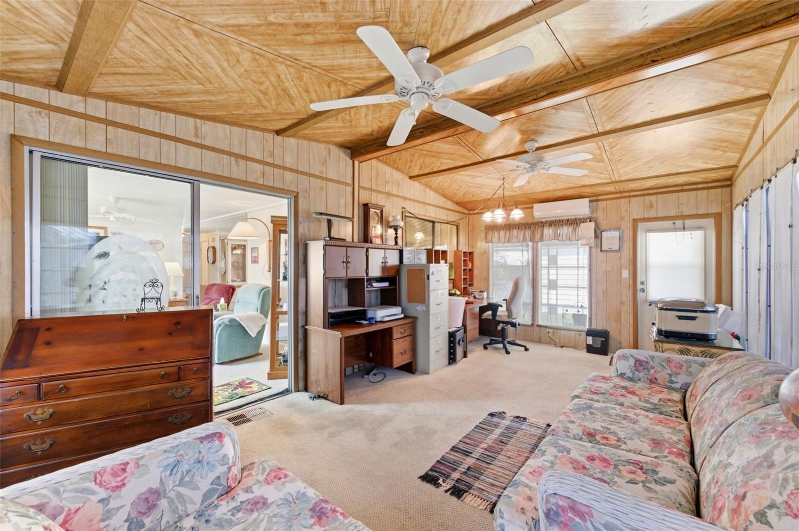 Image 13 of 73 For 2101 Kona Dr