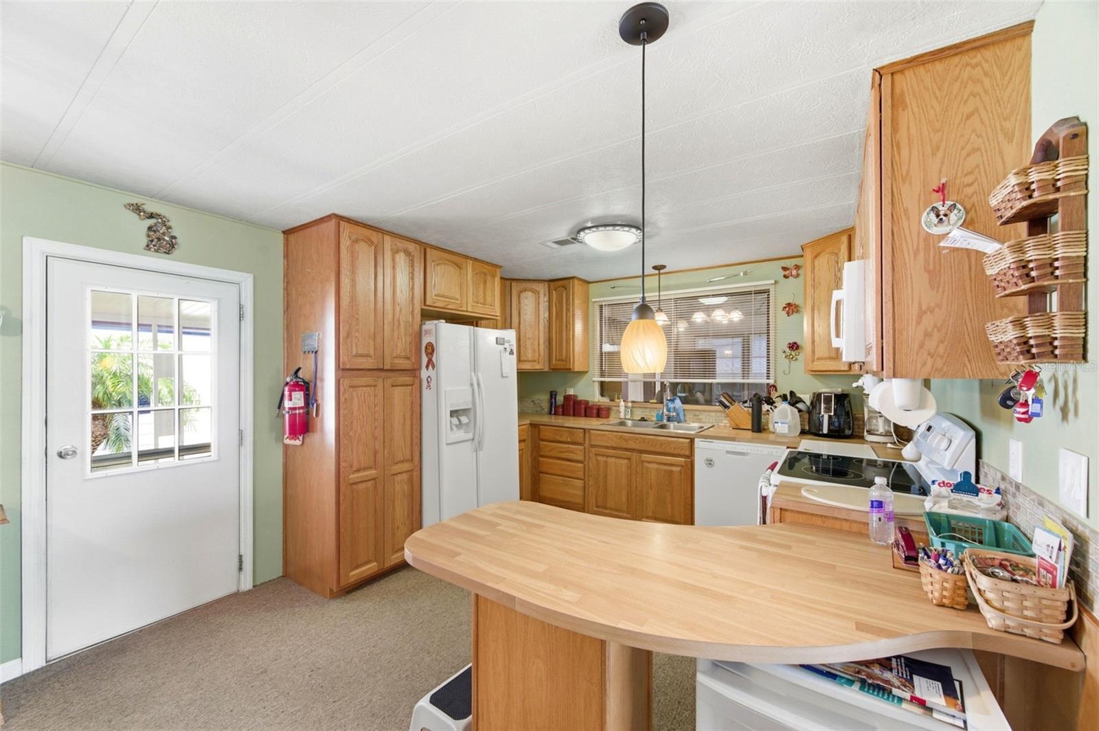 Image 22 of 73 For 2101 Kona Dr