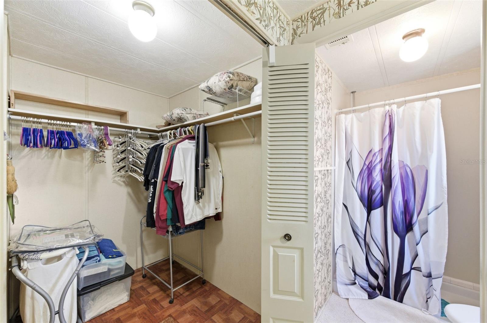 Image 35 of 73 For 2101 Kona Dr