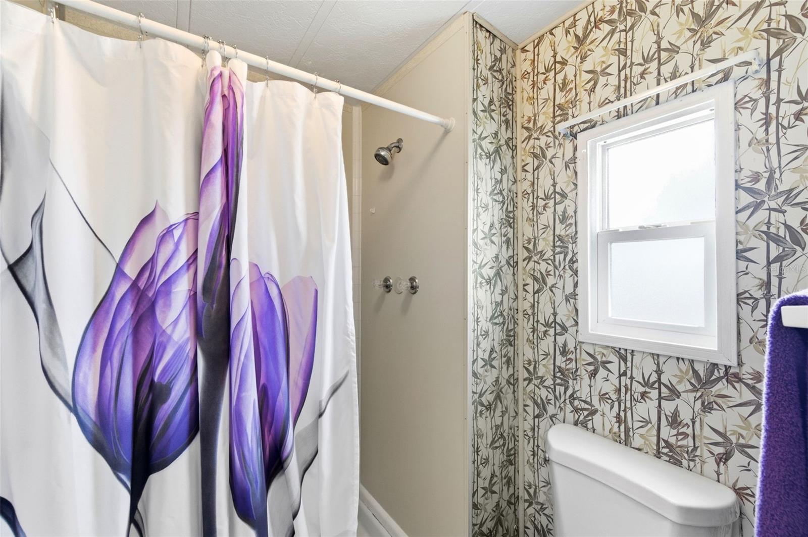 Image 36 of 73 For 2101 Kona Dr