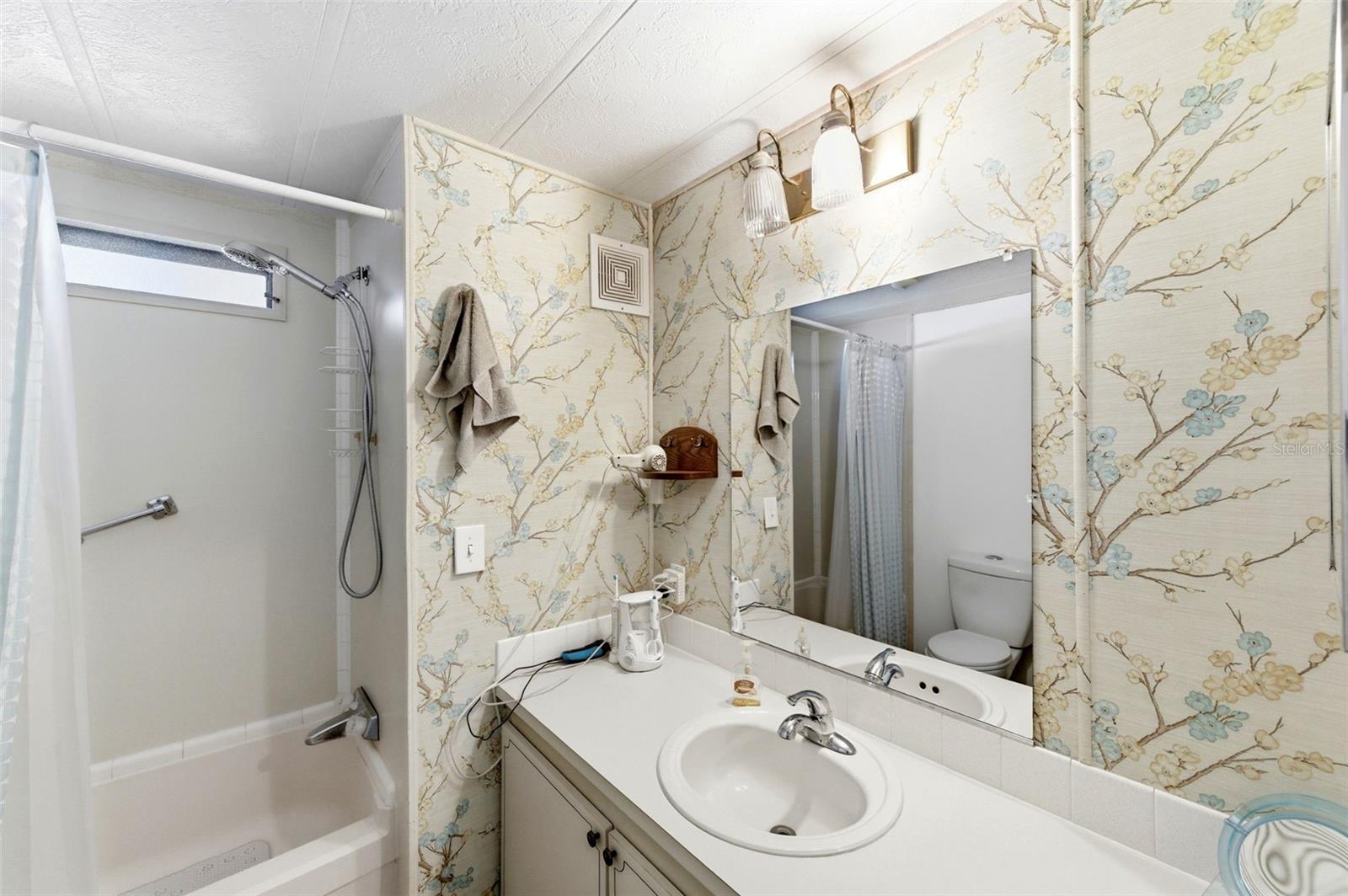 Image 39 of 73 For 2101 Kona Dr