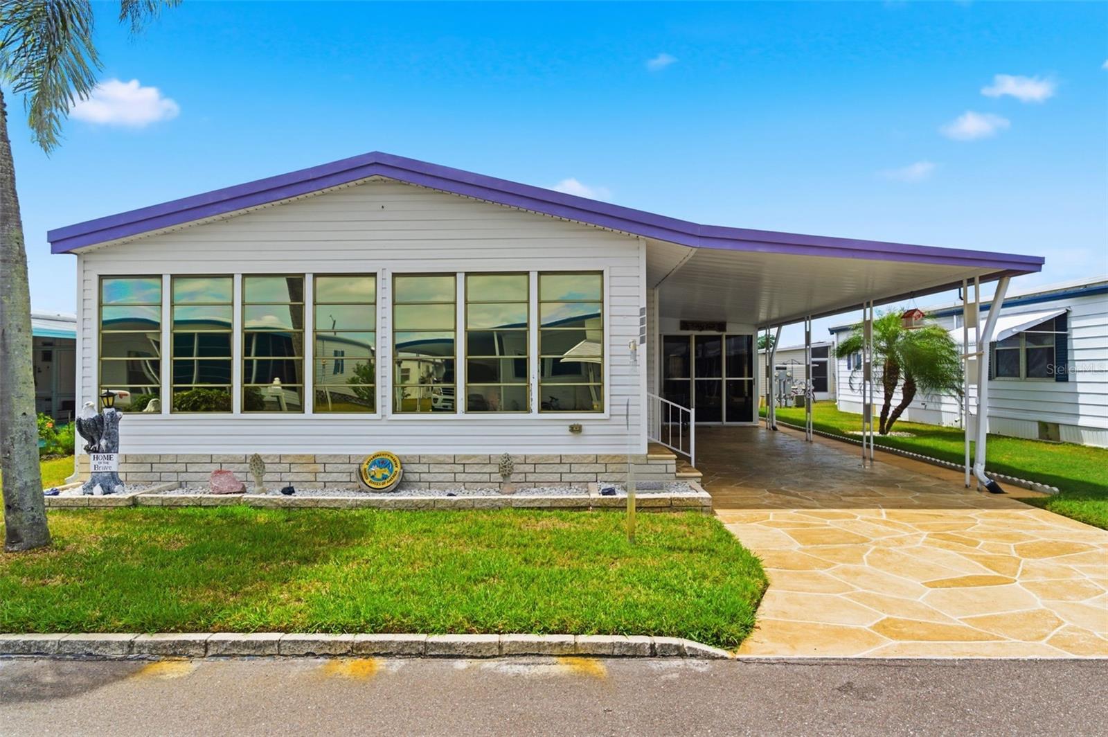 Image 4 of 73 For 2101 Kona Dr