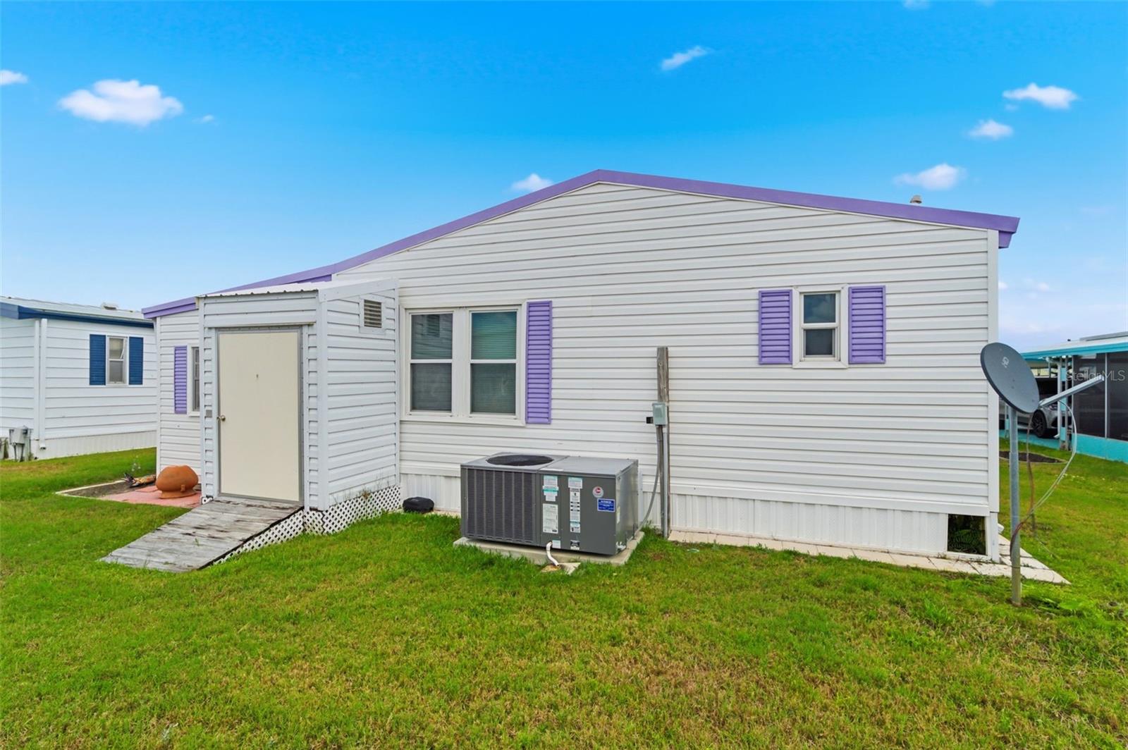 Image 47 of 73 For 2101 Kona Dr