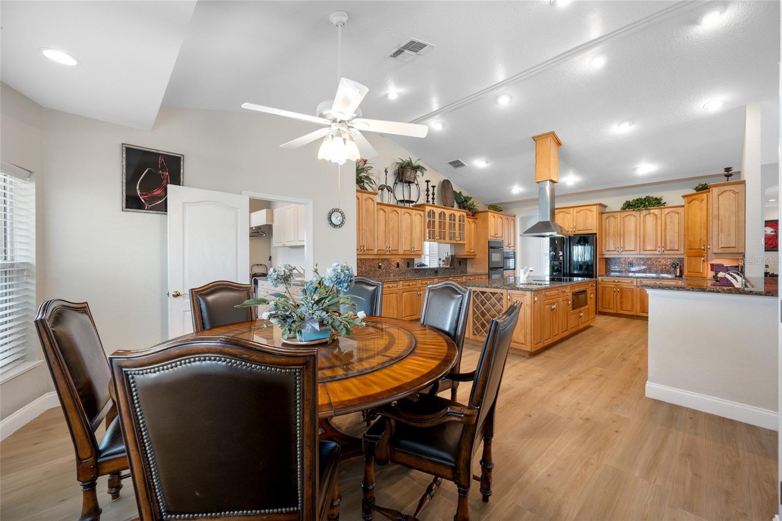 Listing photo id 35 for 11939 Pasco Trails Boulevard