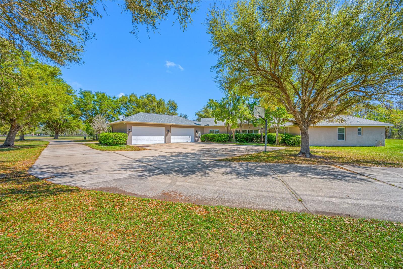 Listing photo id 2 for 11939 Pasco Trails Boulevard