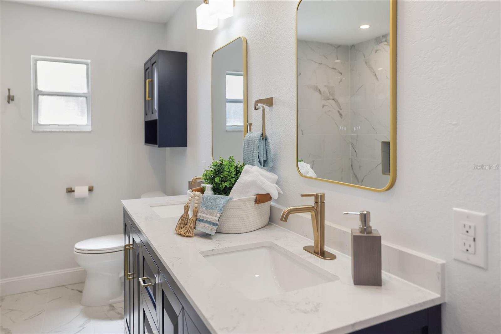 Listing photo id 18 for 11930 Bayshore Drive