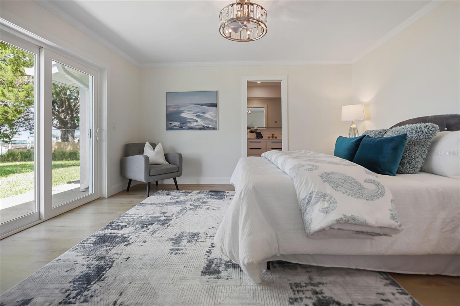 Listing photo id 24 for 11930 Bayshore Drive