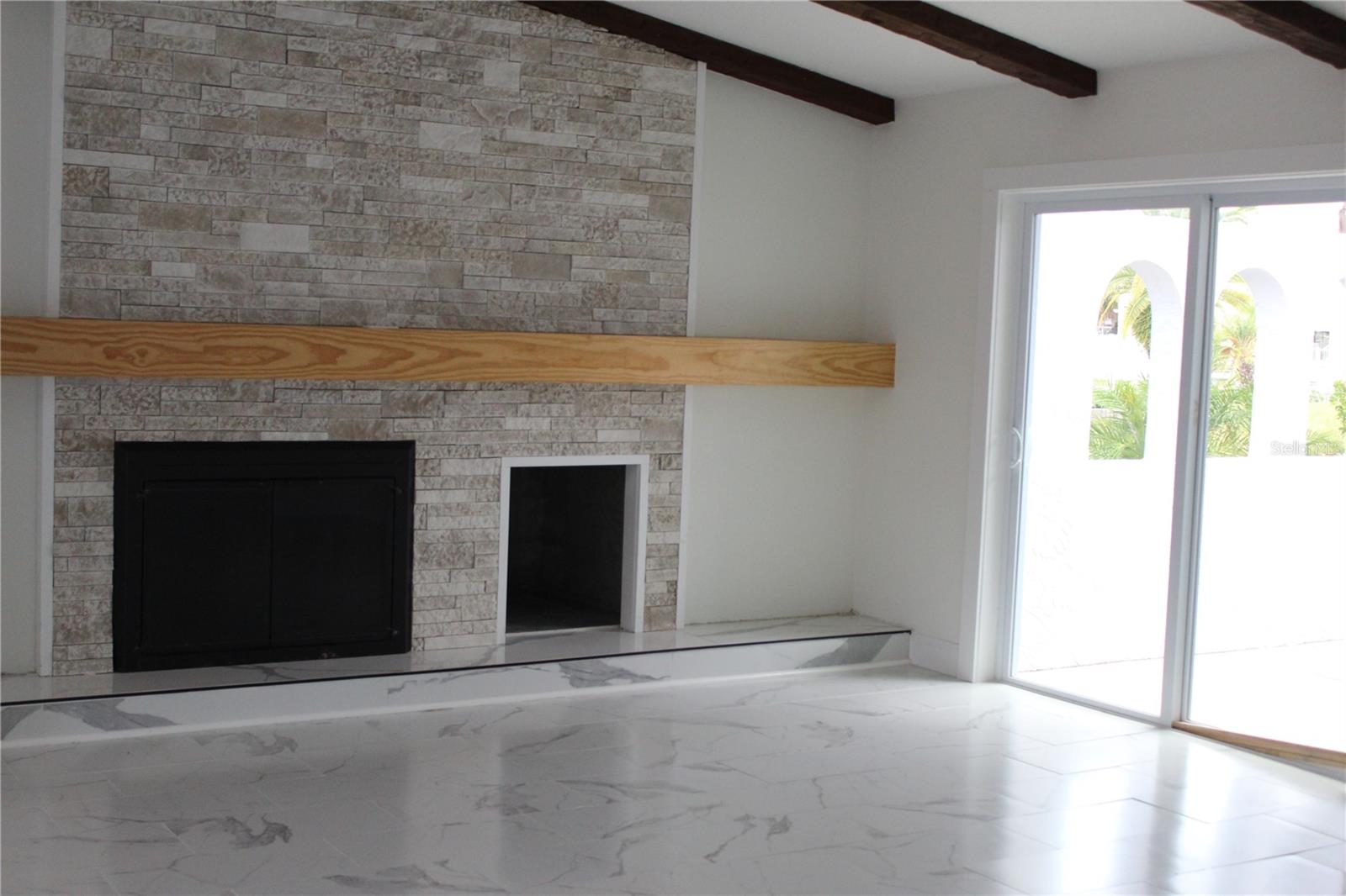 Listing photo id 63 for 11930 Bayshore Drive