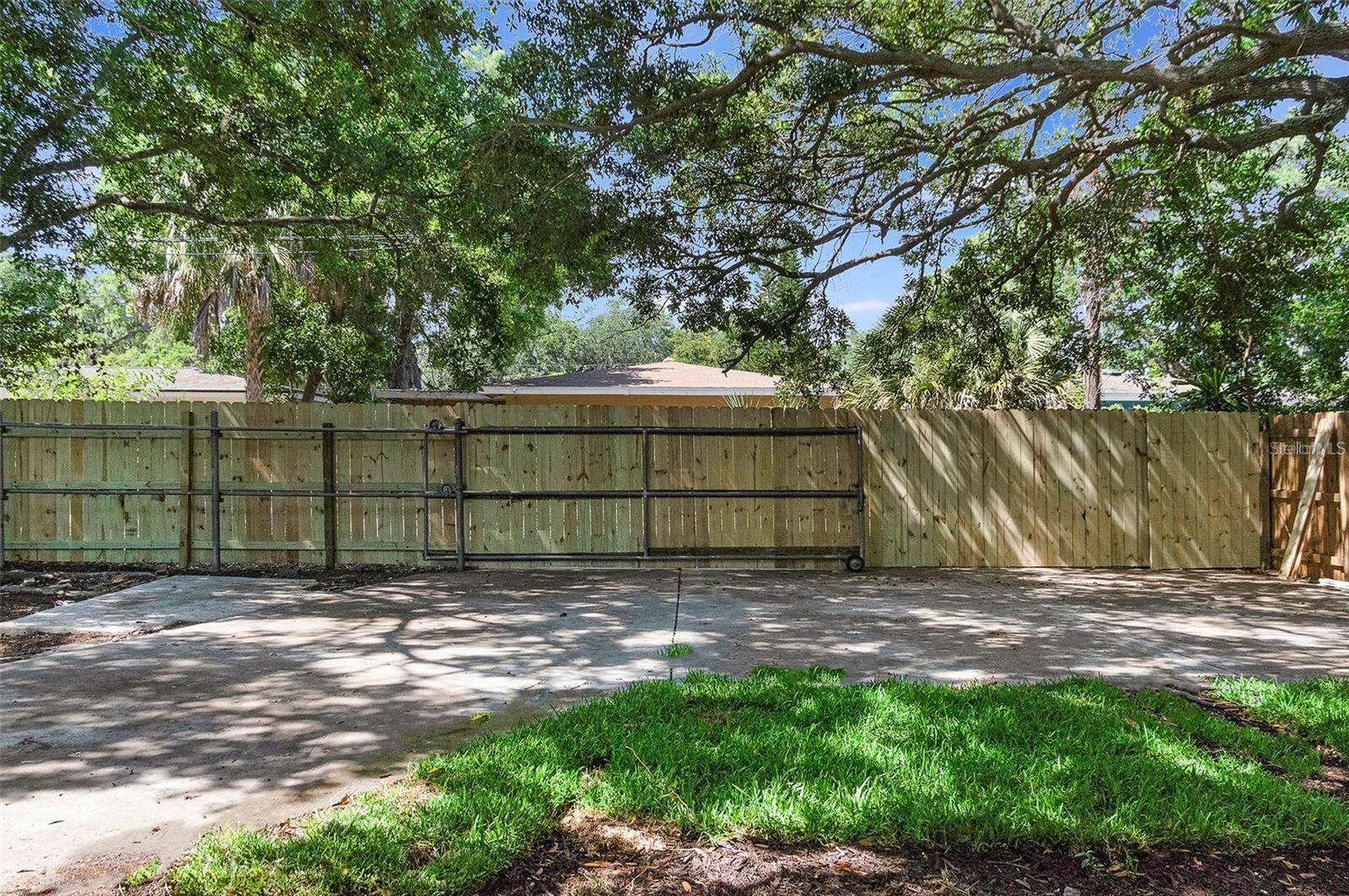 Image 34 of 39 For 4629 26th Avenue S