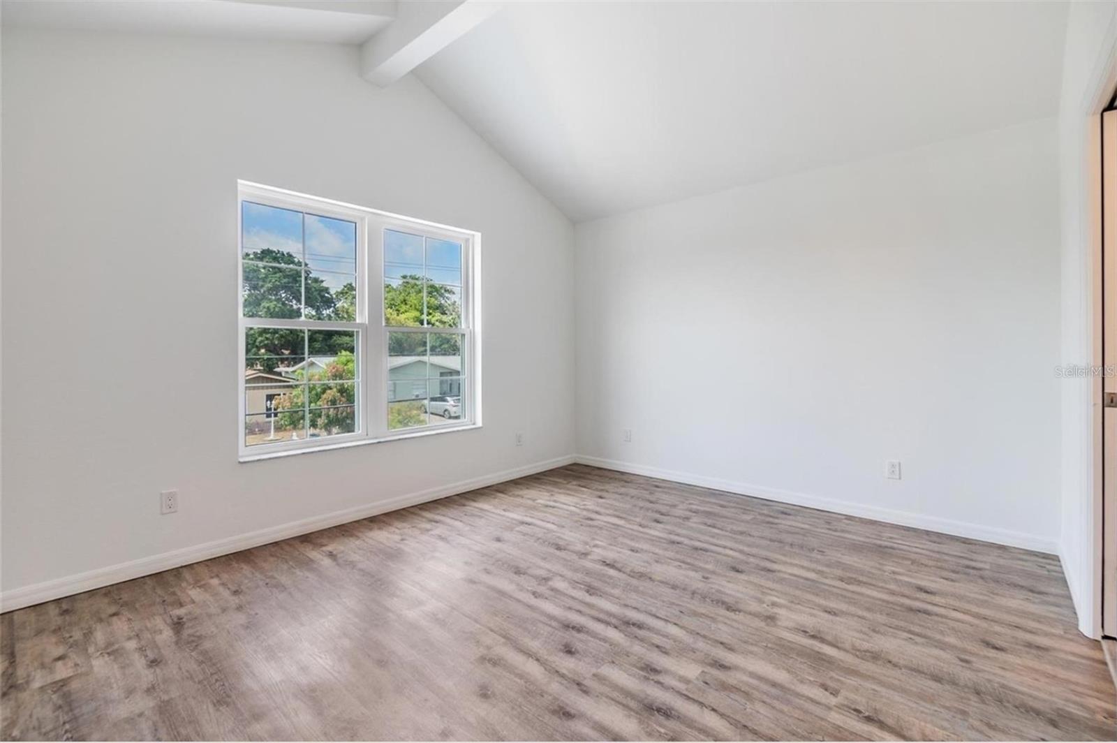 Image 6 of 16 For 1264 Pierce Street