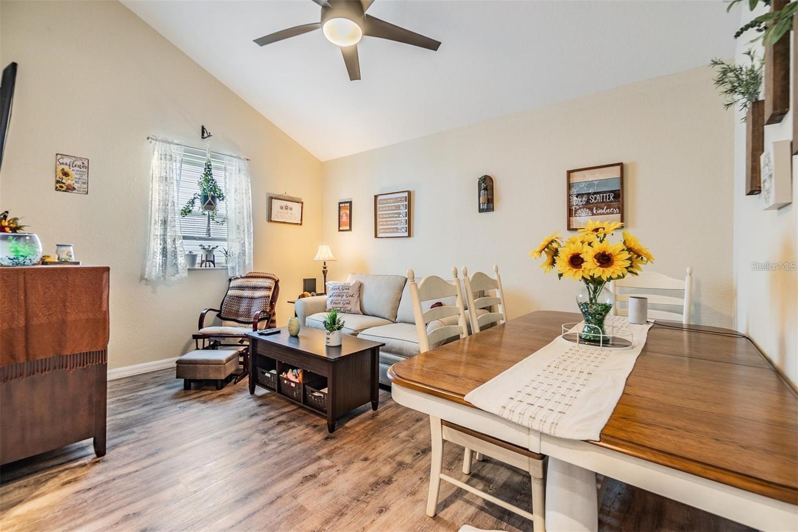 Image 6 of 10 For 1265 Jade Place