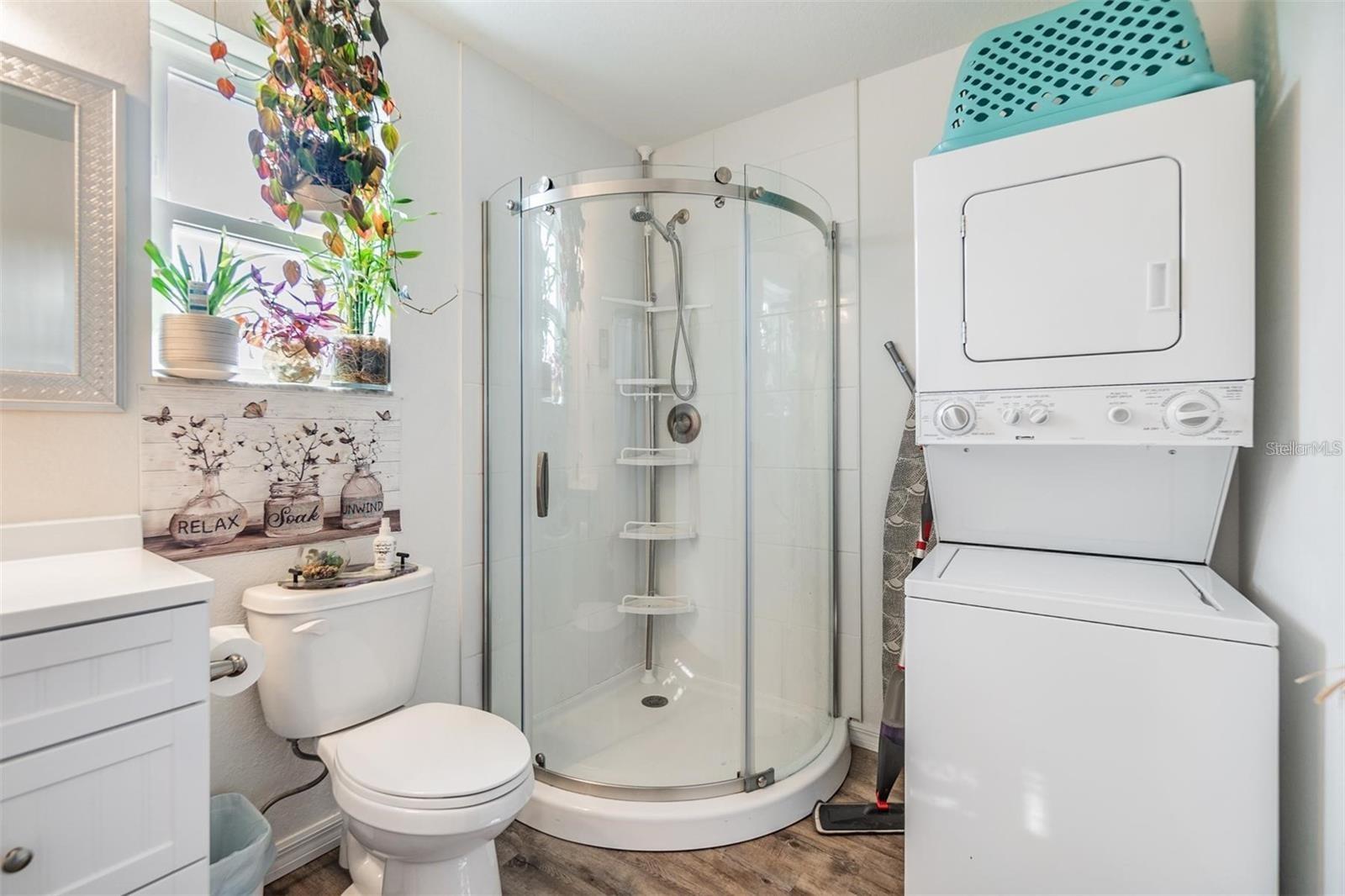 Image 8 of 10 For 1265 Jade Place