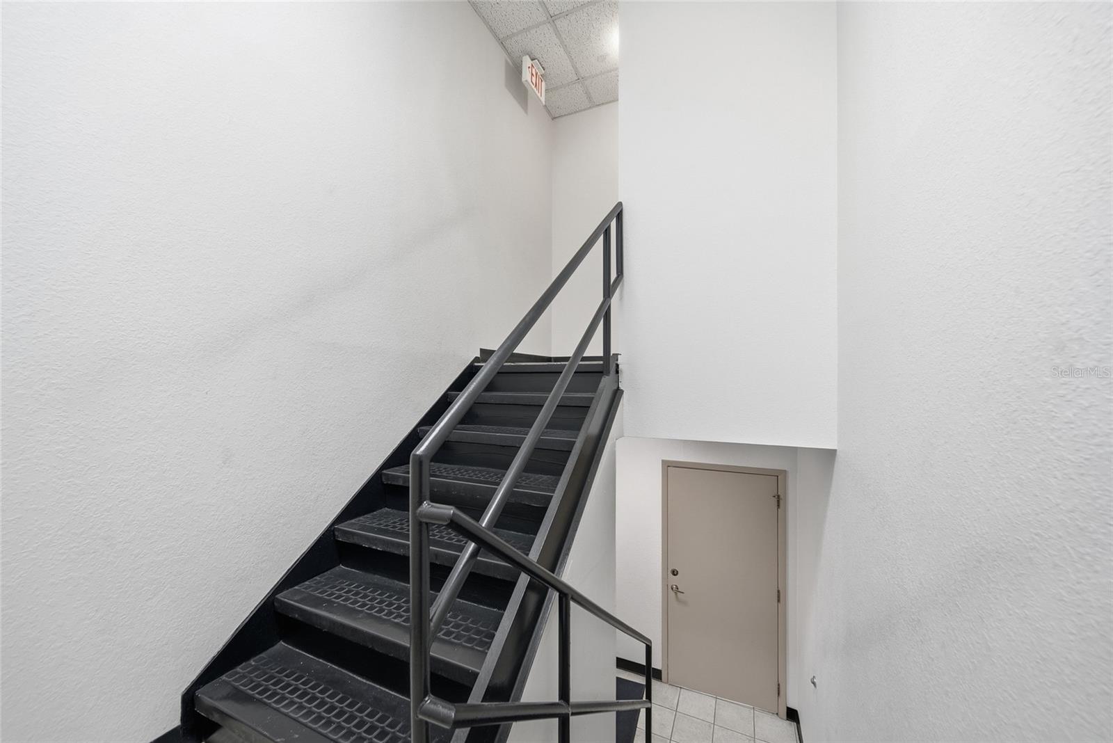 Image 10 of 25 For 104 Fowler Avenue