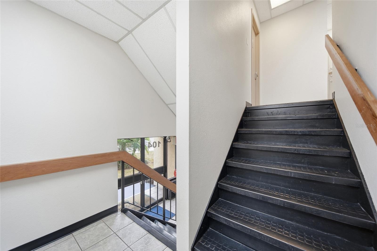 Image 16 of 25 For 104 Fowler Avenue