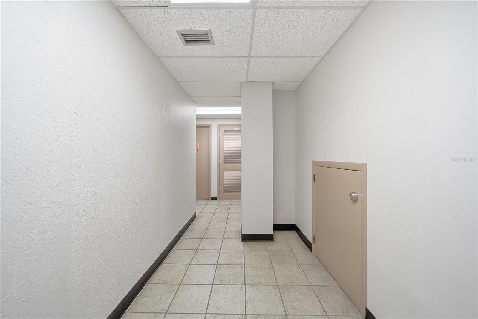 Image 6 of 25 For 104 Fowler Avenue