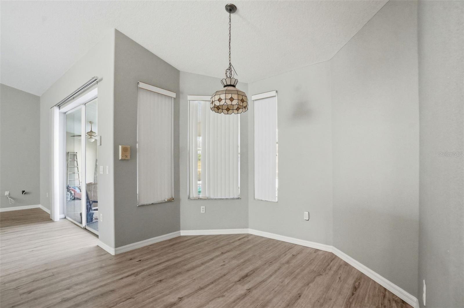 Image 26 of 60 For 8038 Madrid Road