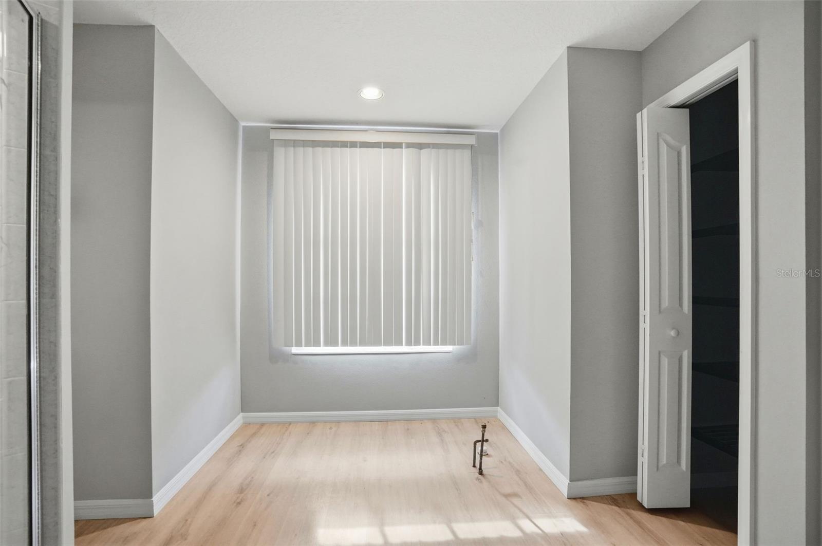 Image 27 of 60 For 8038 Madrid Road