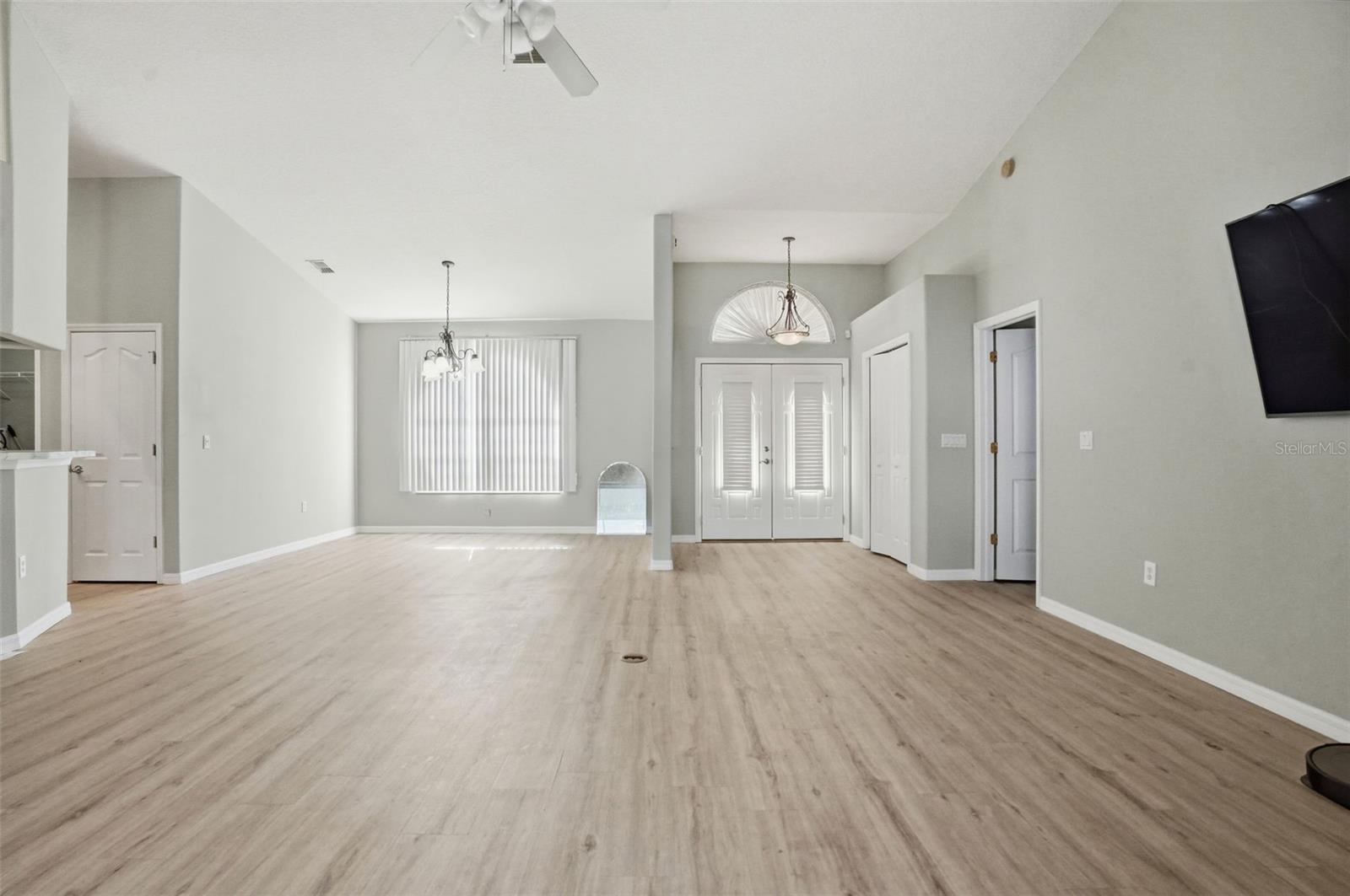 Image 8 of 60 For 8038 Madrid Road