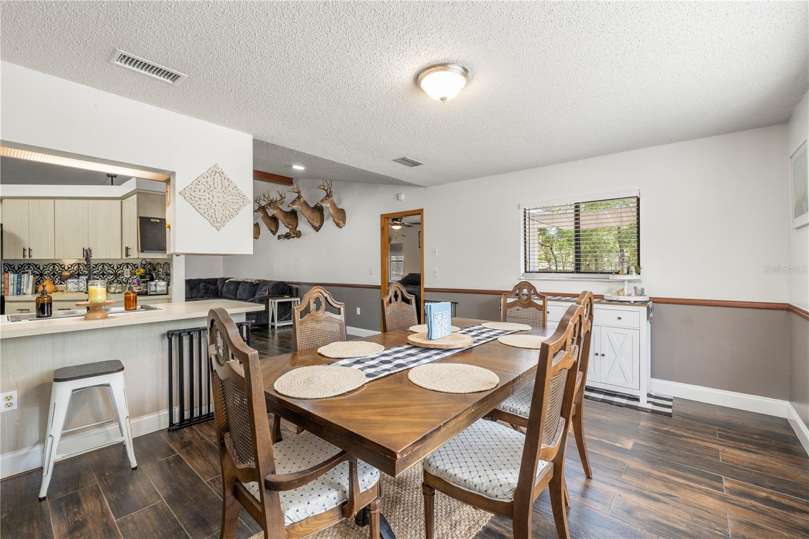 Image 11 of 50 For 16620 Kerry Hills Lane