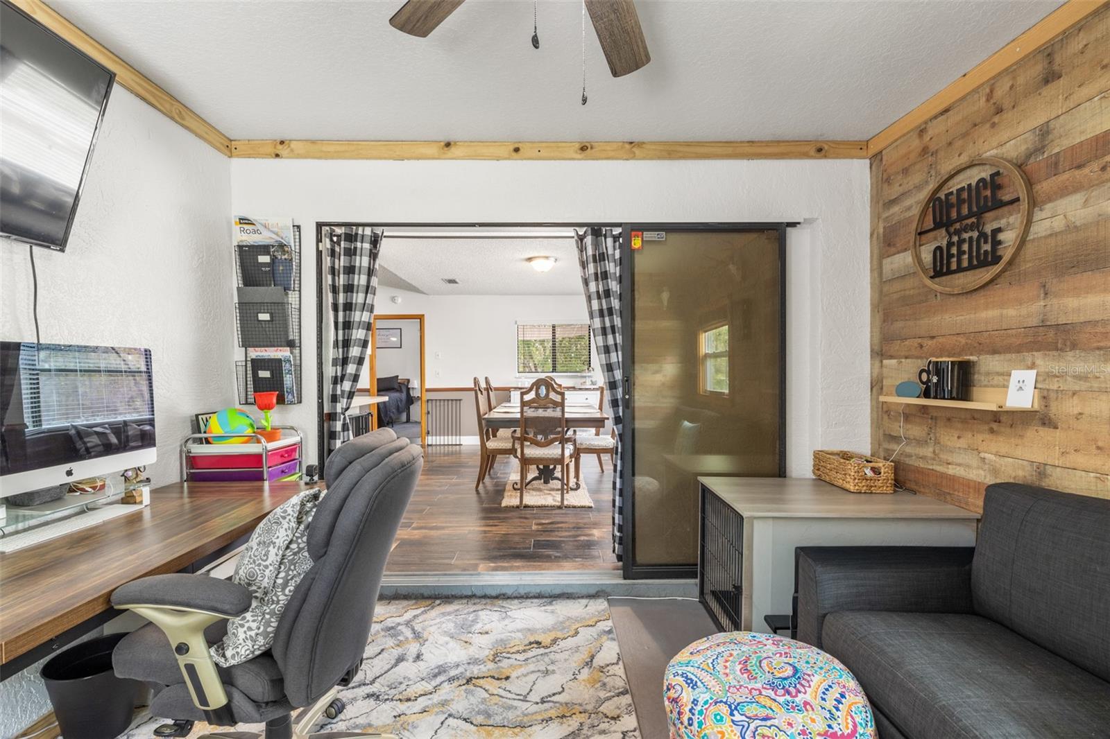 Image 23 of 50 For 16620 Kerry Hills Lane