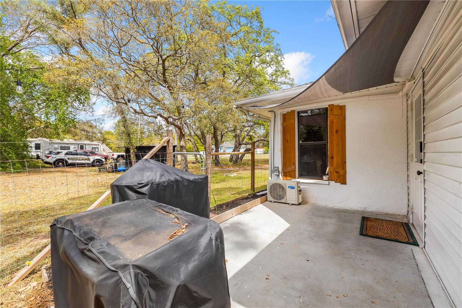 Image 24 of 50 For 16620 Kerry Hills Lane