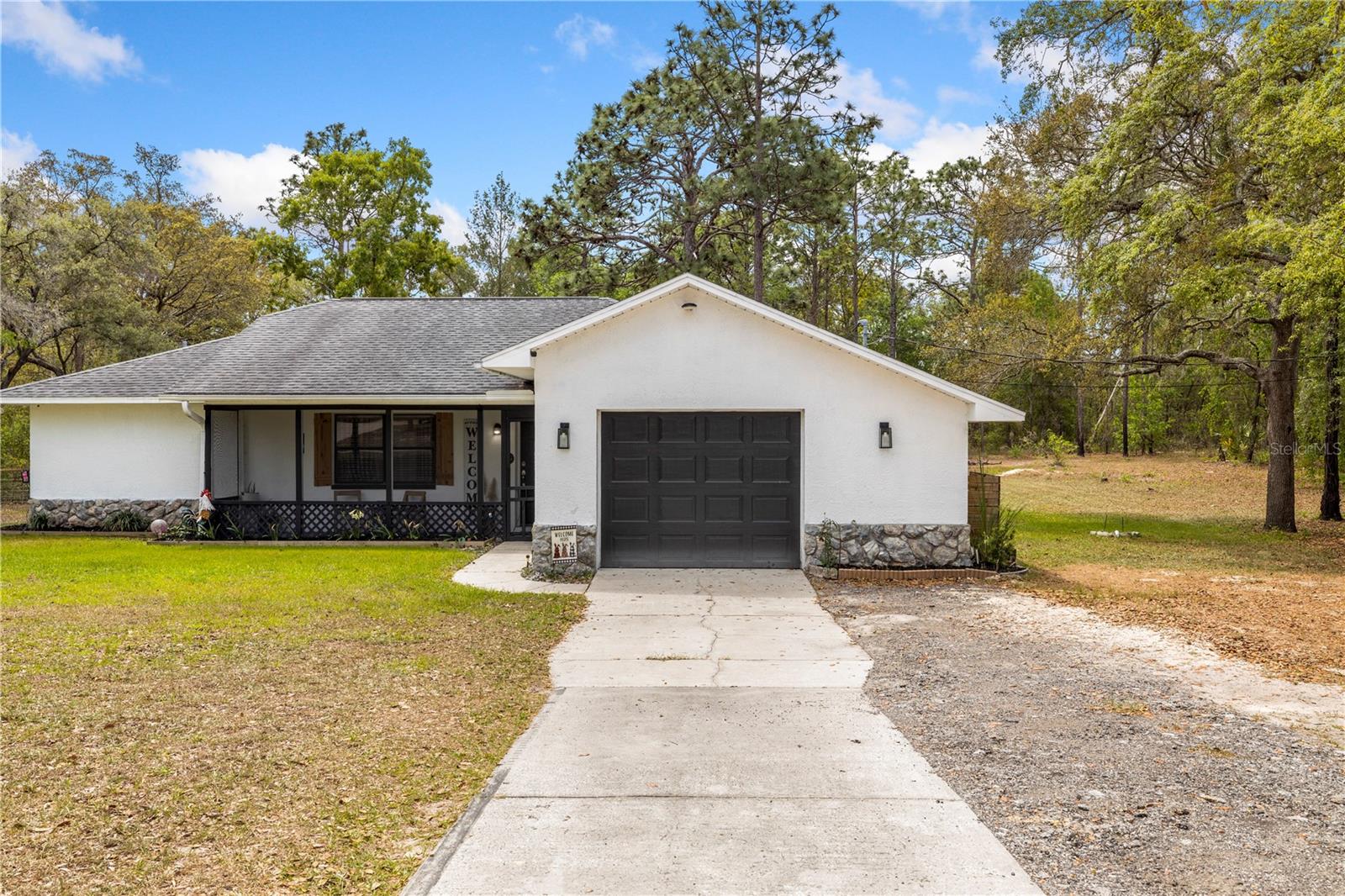 Image 33 of 50 For 16620 Kerry Hills Lane