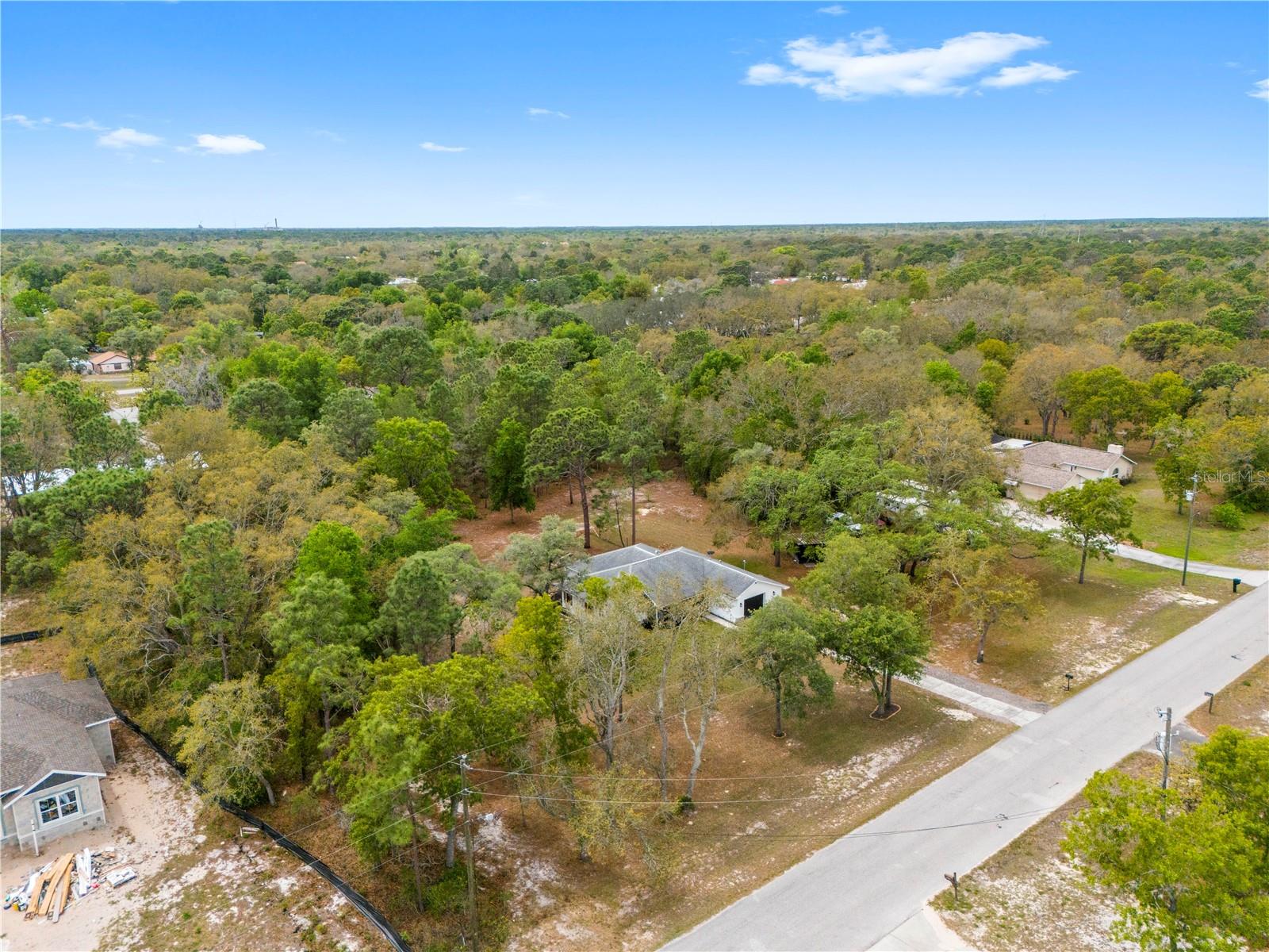 Image 40 of 50 For 16620 Kerry Hills Lane