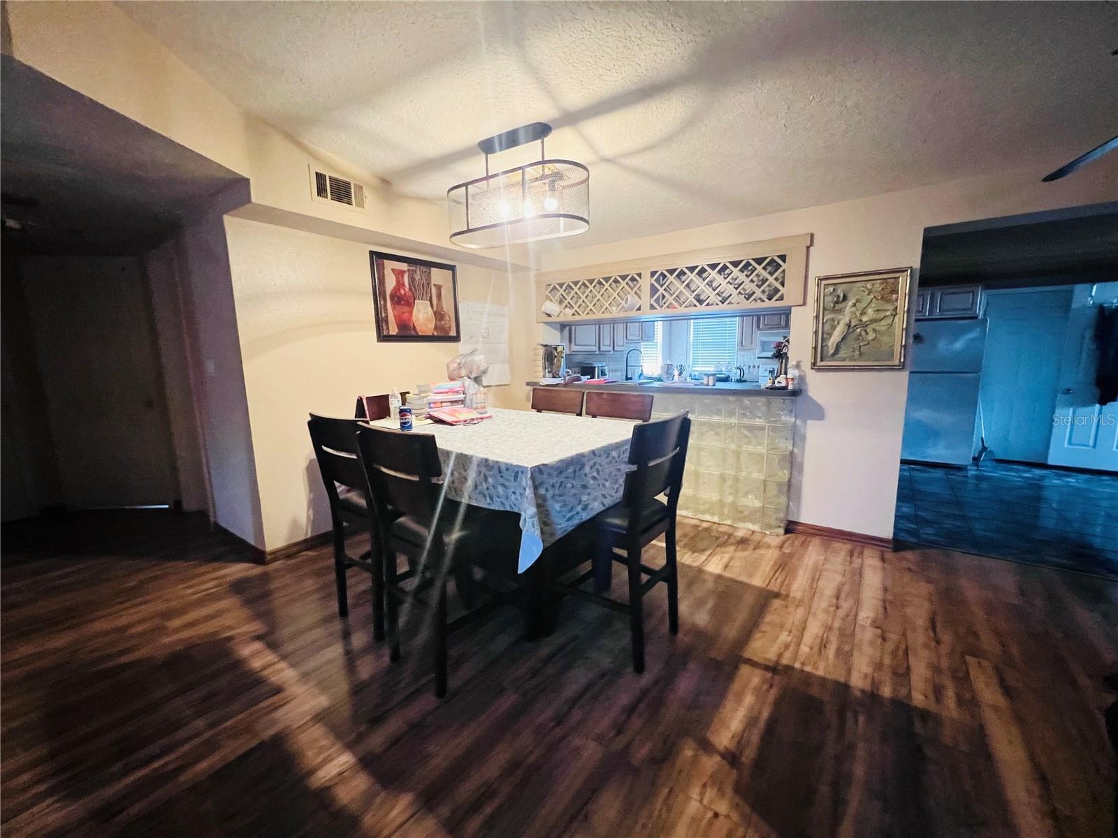 Image 5 of 25 For 5543 Moog Road