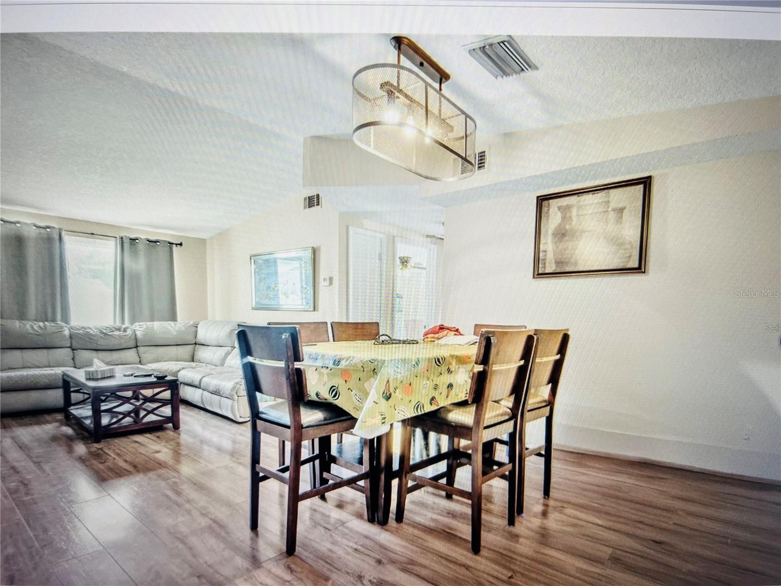 Image 7 of 25 For 5543 Moog Road