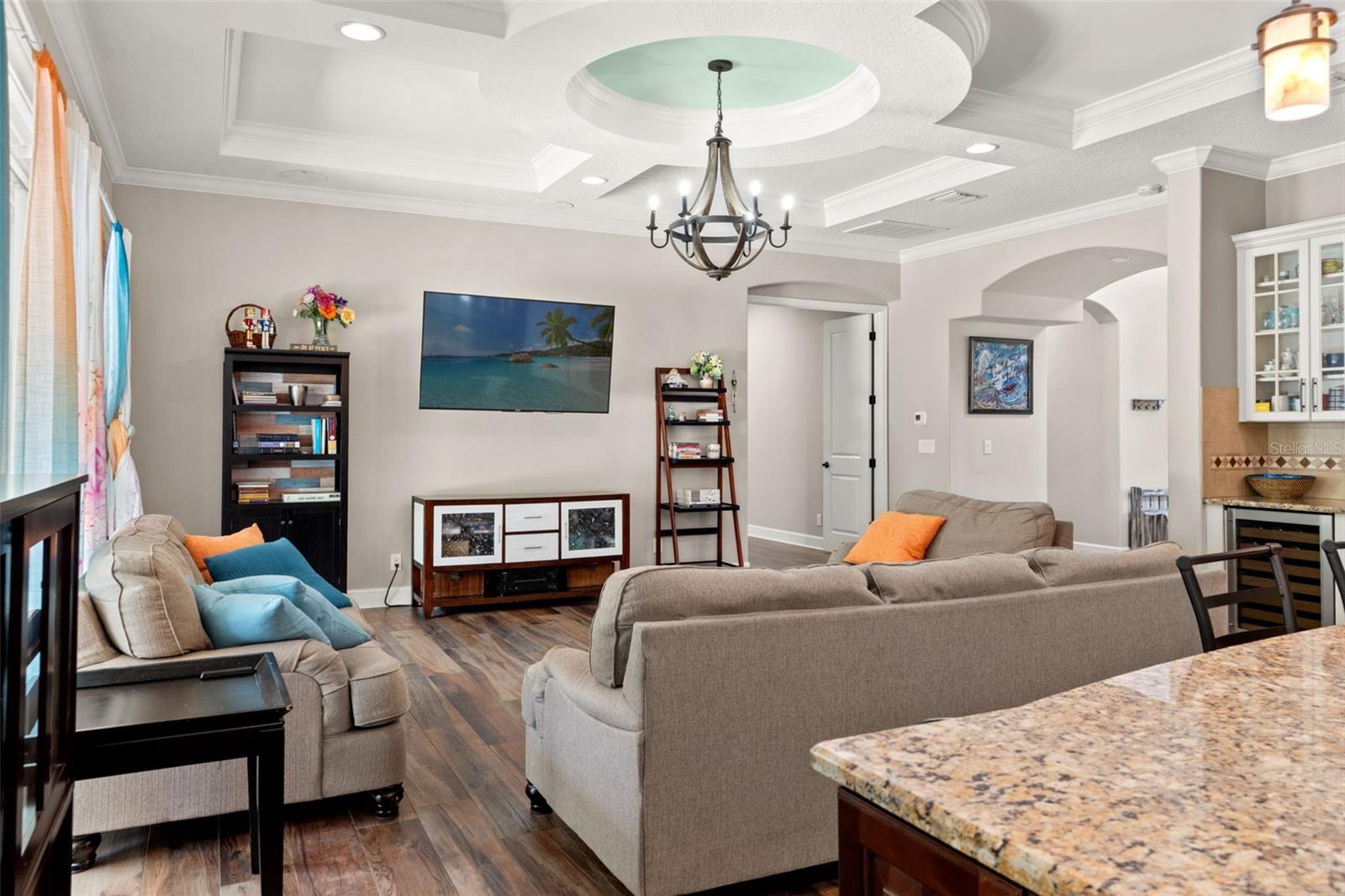 Listing photo id 11 for 8853 Bella Vita Circle