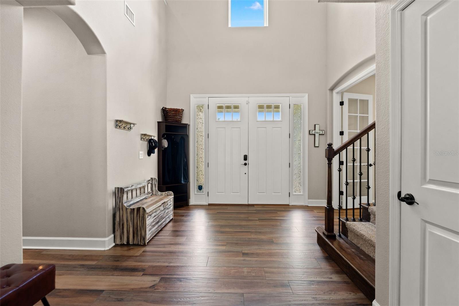 Listing photo id 1 for 8853 Bella Vita Circle