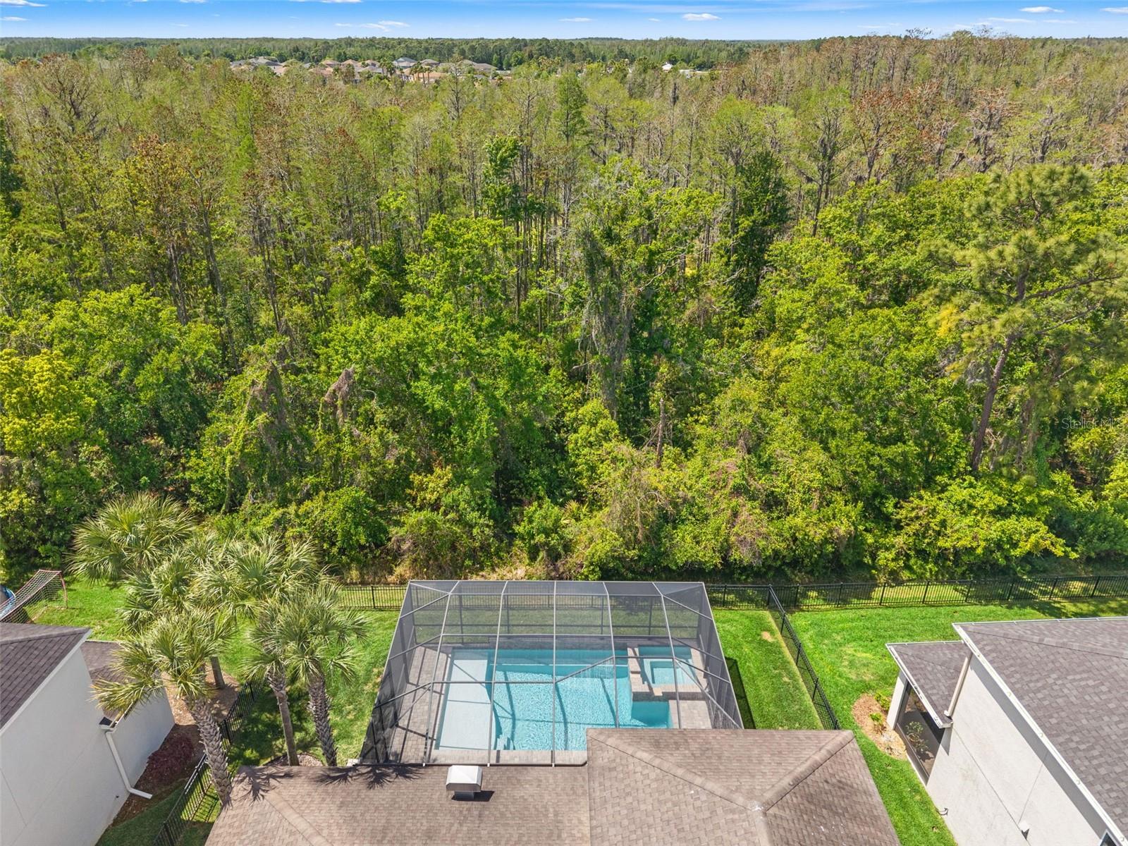 Listing photo id 41 for 8853 Bella Vita Circle