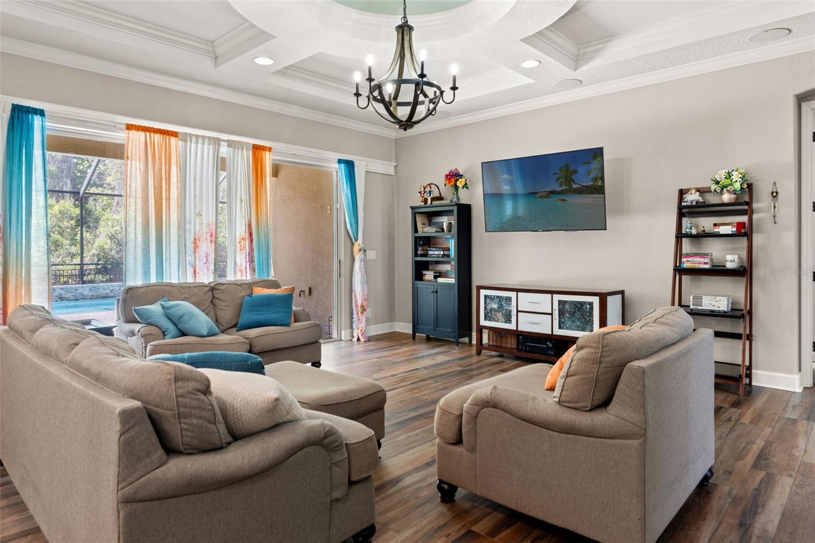 Listing photo id 5 for 8853 Bella Vita Circle