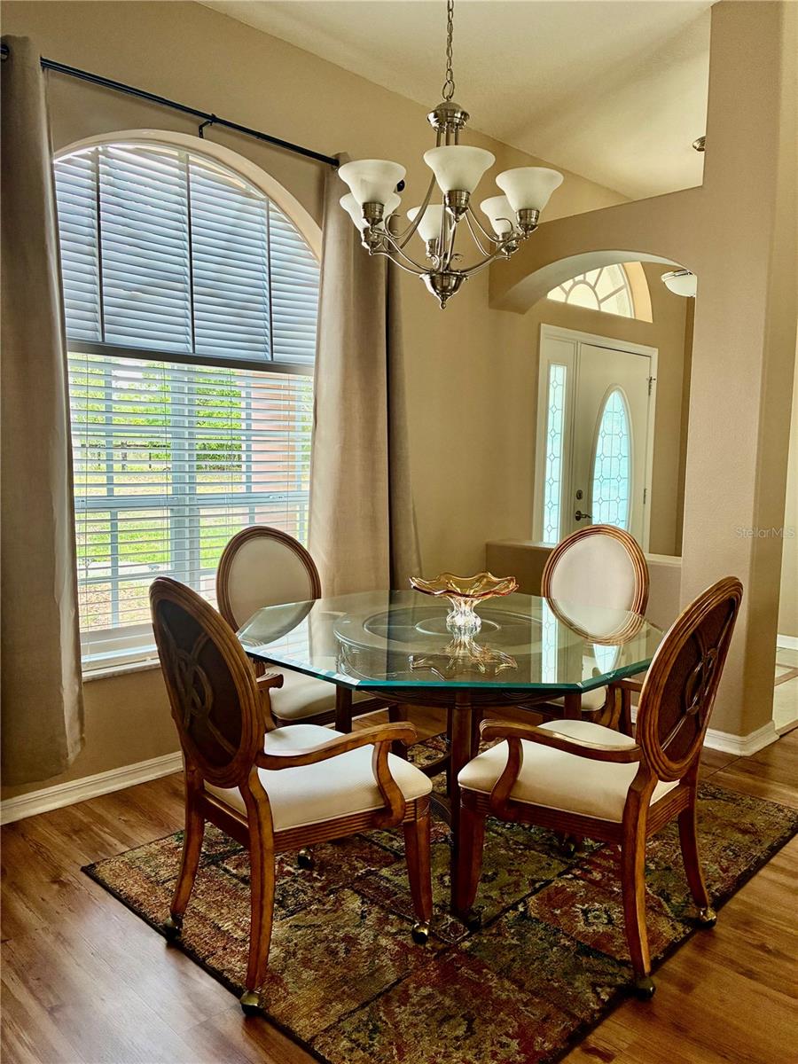 Image 21 of 58 For 8390 Langworthy Drive