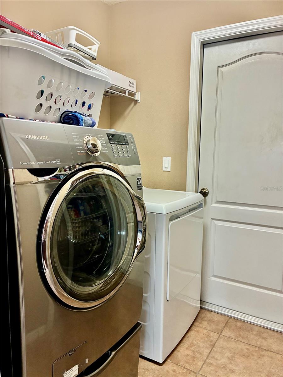 Image 31 of 58 For 8390 Langworthy Drive