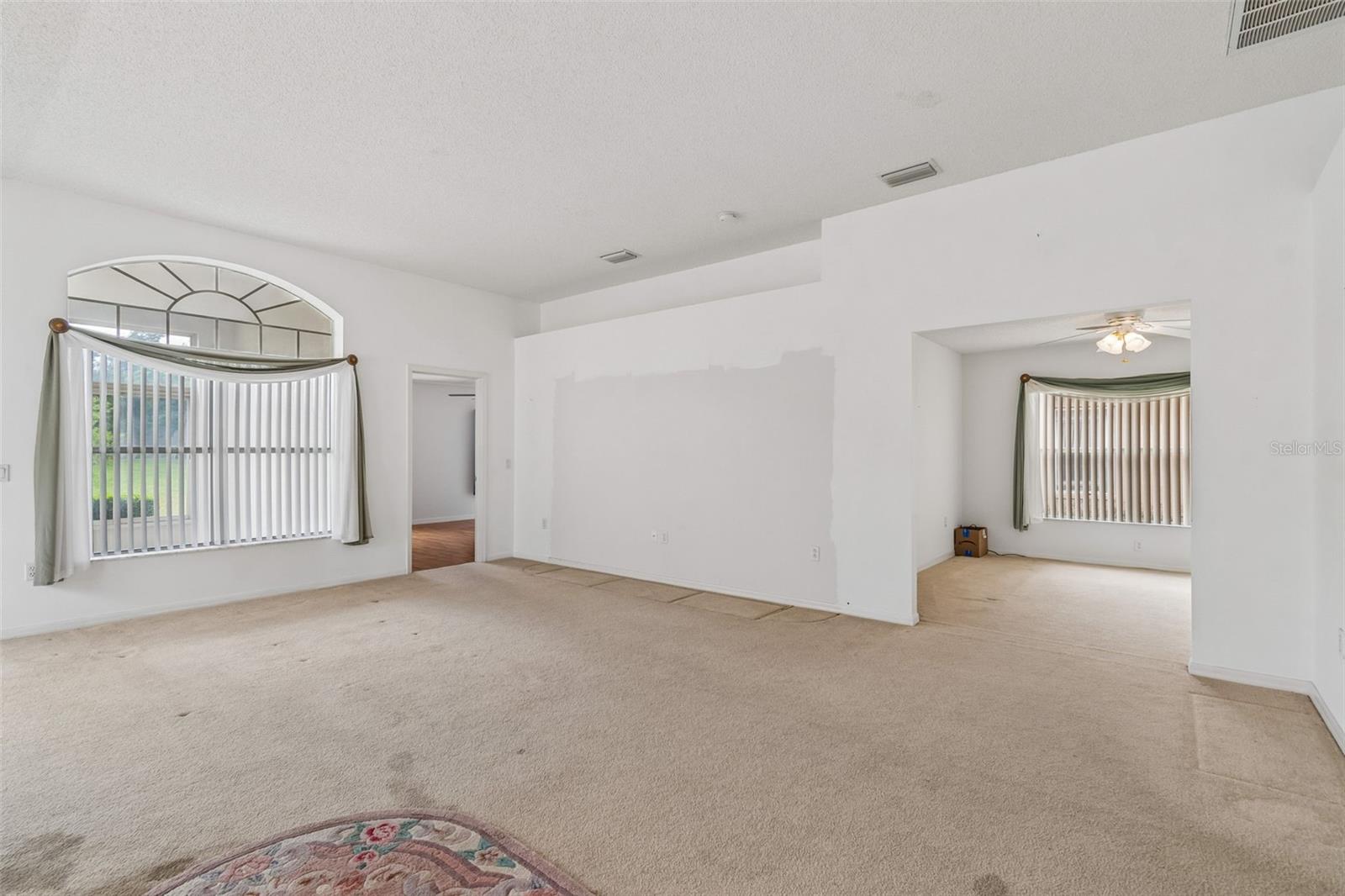 Image 13 of 68 For 18452 Fairway Green Drive