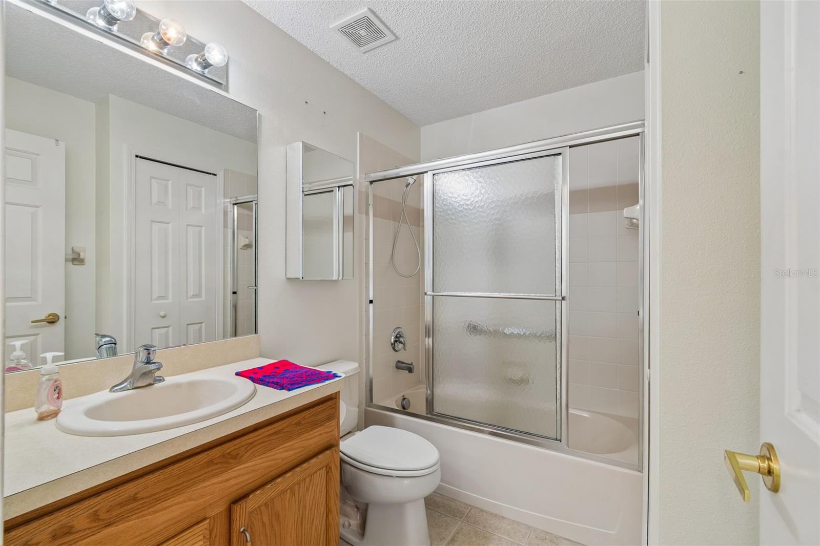 Image 25 of 68 For 18452 Fairway Green Drive