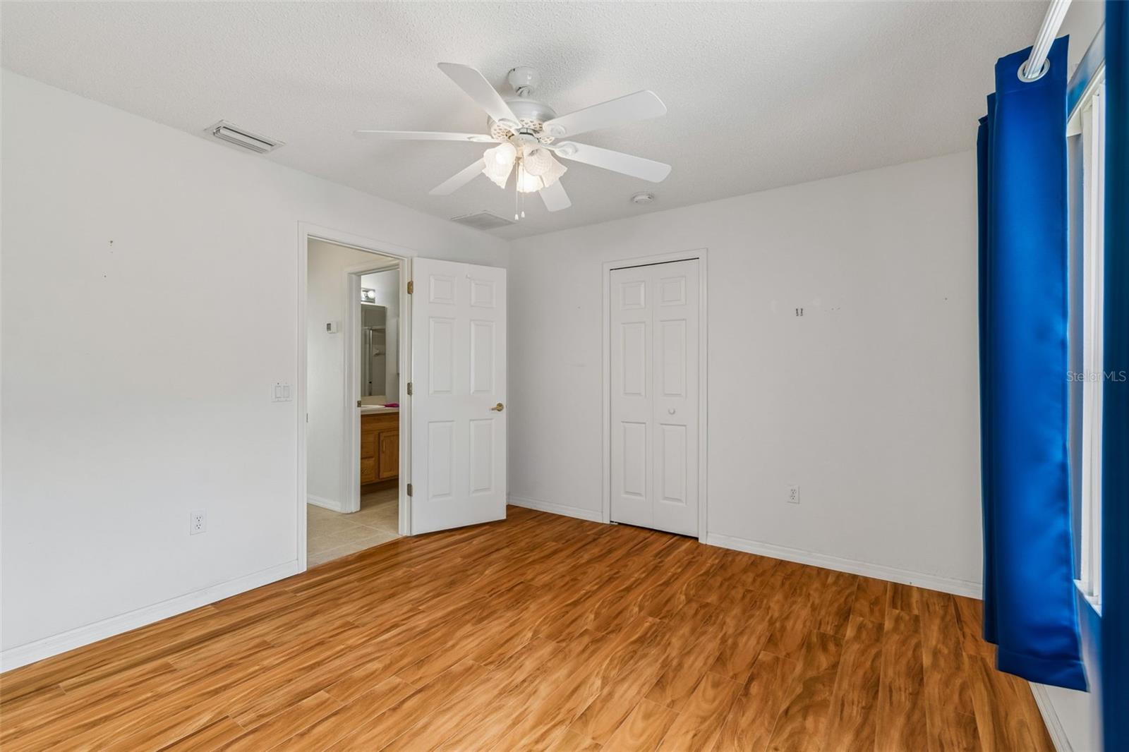 Image 28 of 68 For 18452 Fairway Green Drive