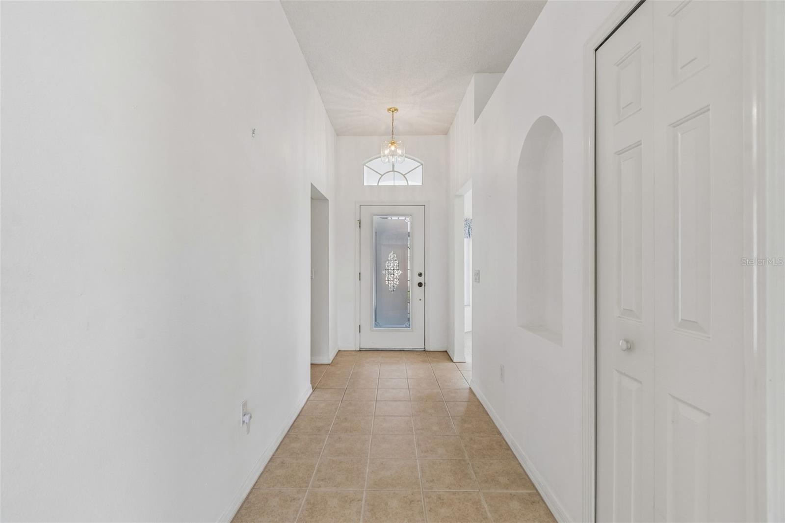 Image 6 of 68 For 18452 Fairway Green Drive