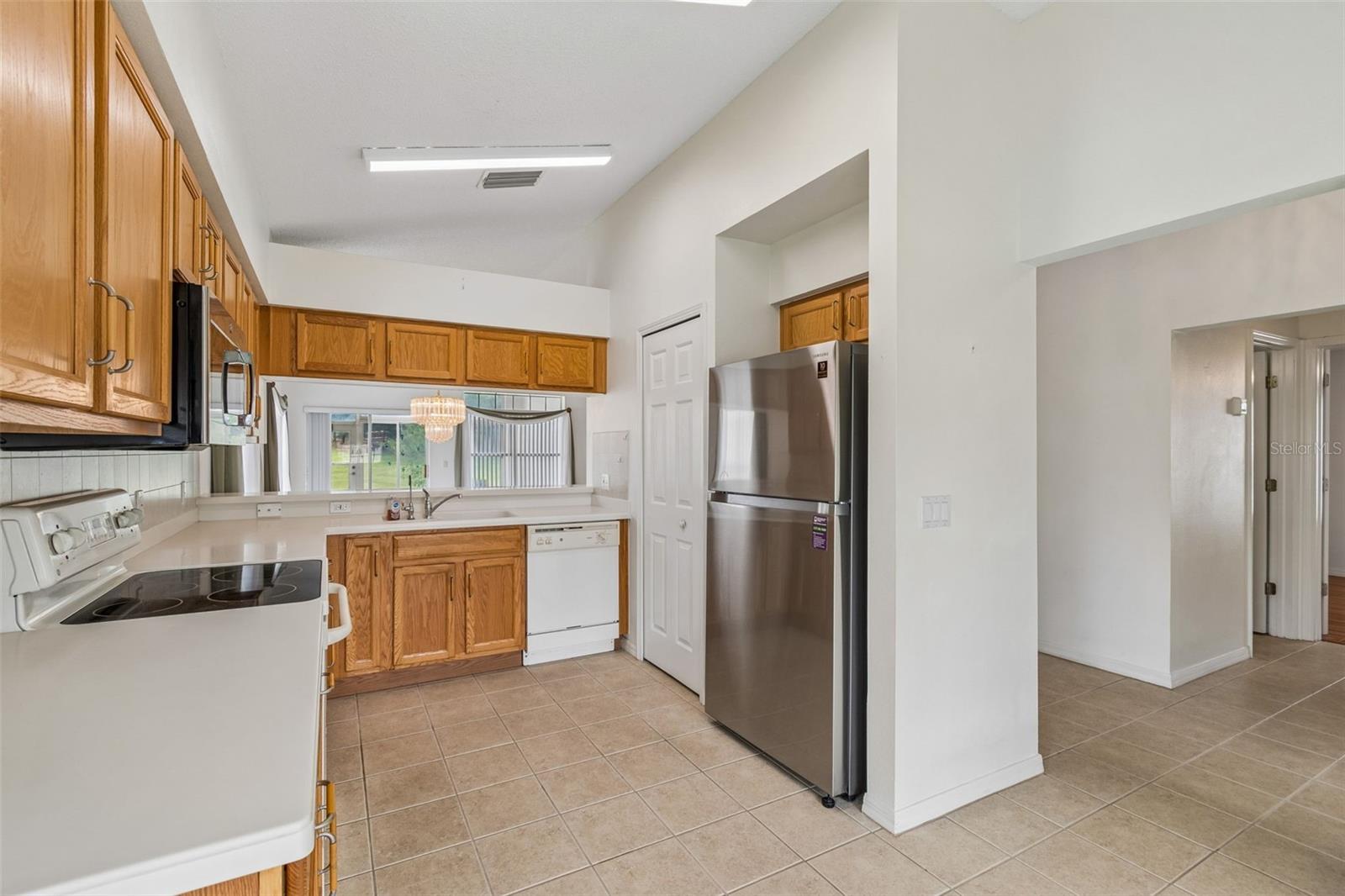 Image 9 of 68 For 18452 Fairway Green Drive