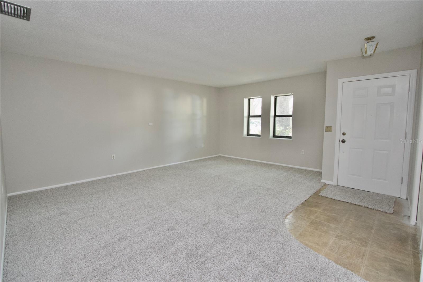 Image 4 of 20 For 2101 Sunset Point Road 702