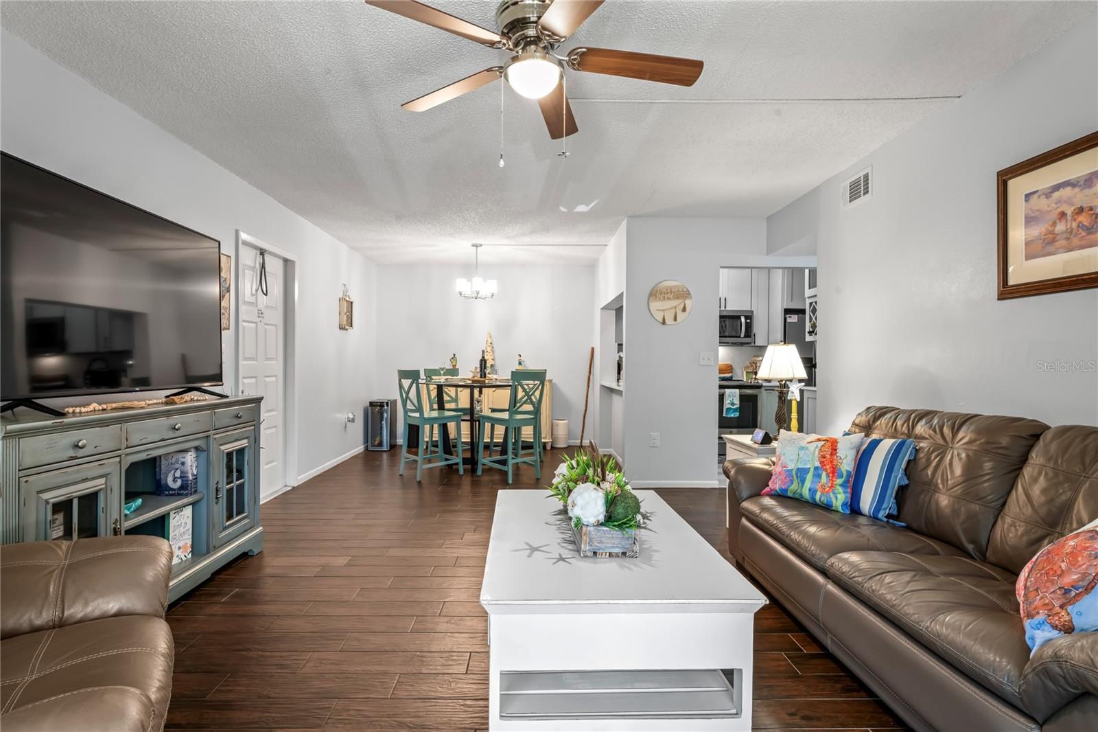 Image 11 of 45 For 3232 Lake Pine Way H2