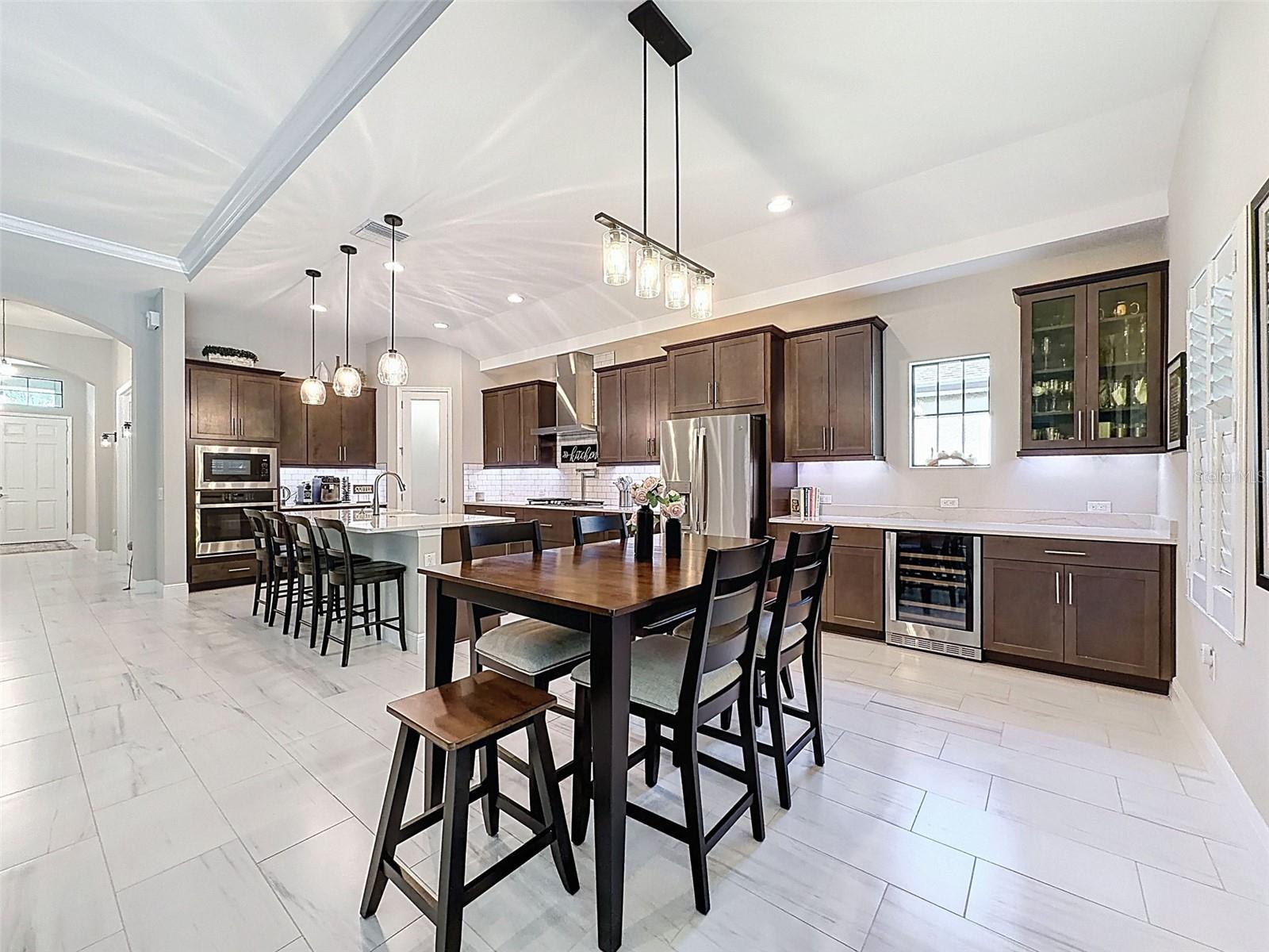 Listing photo id 13 for 21931 Woodshadow Way