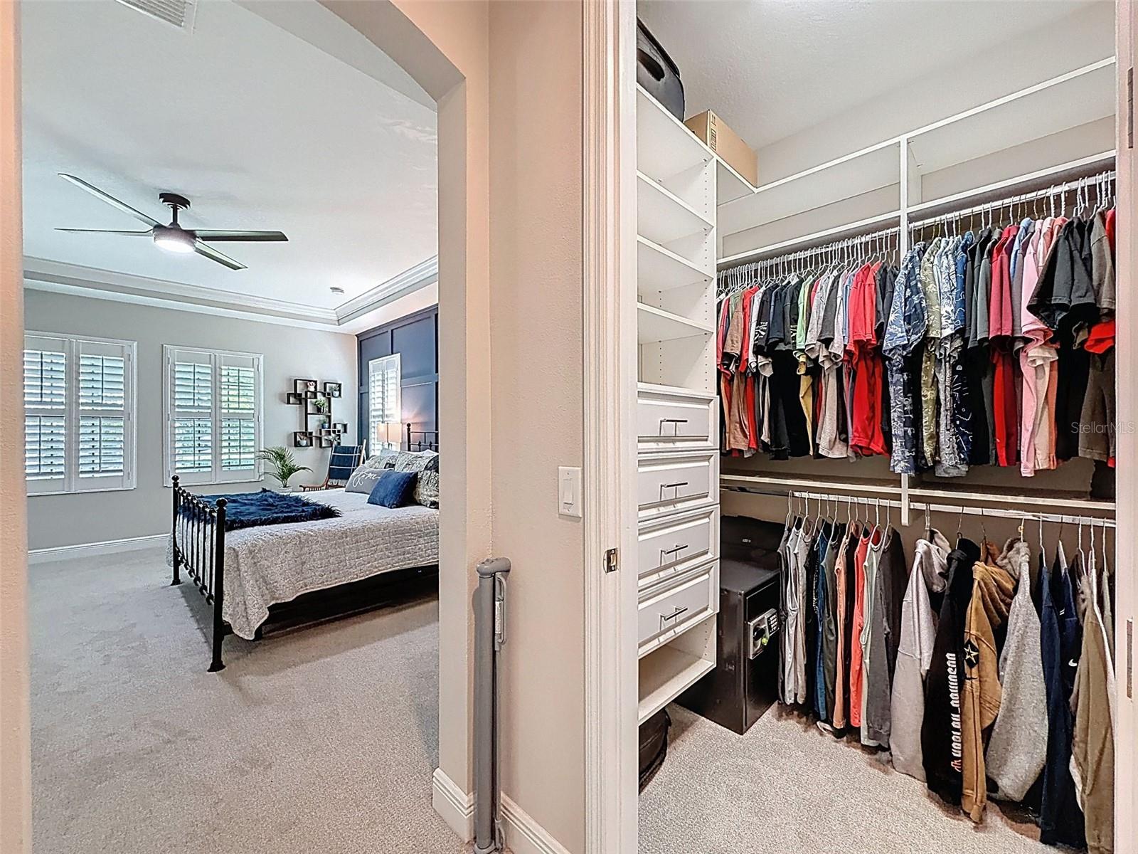 Listing photo id 21 for 21931 Woodshadow Way