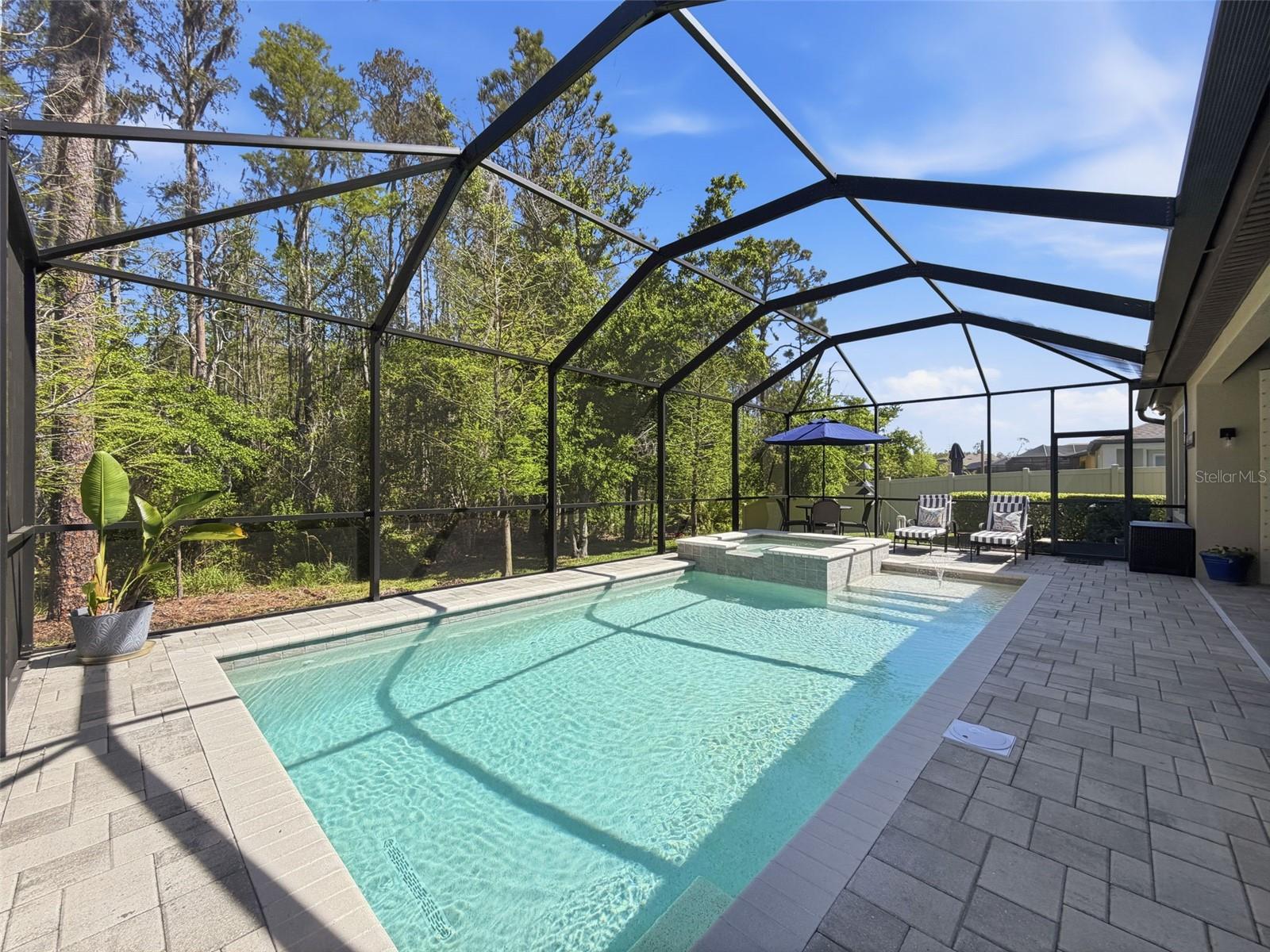 Listing photo id 40 for 21931 Woodshadow Way