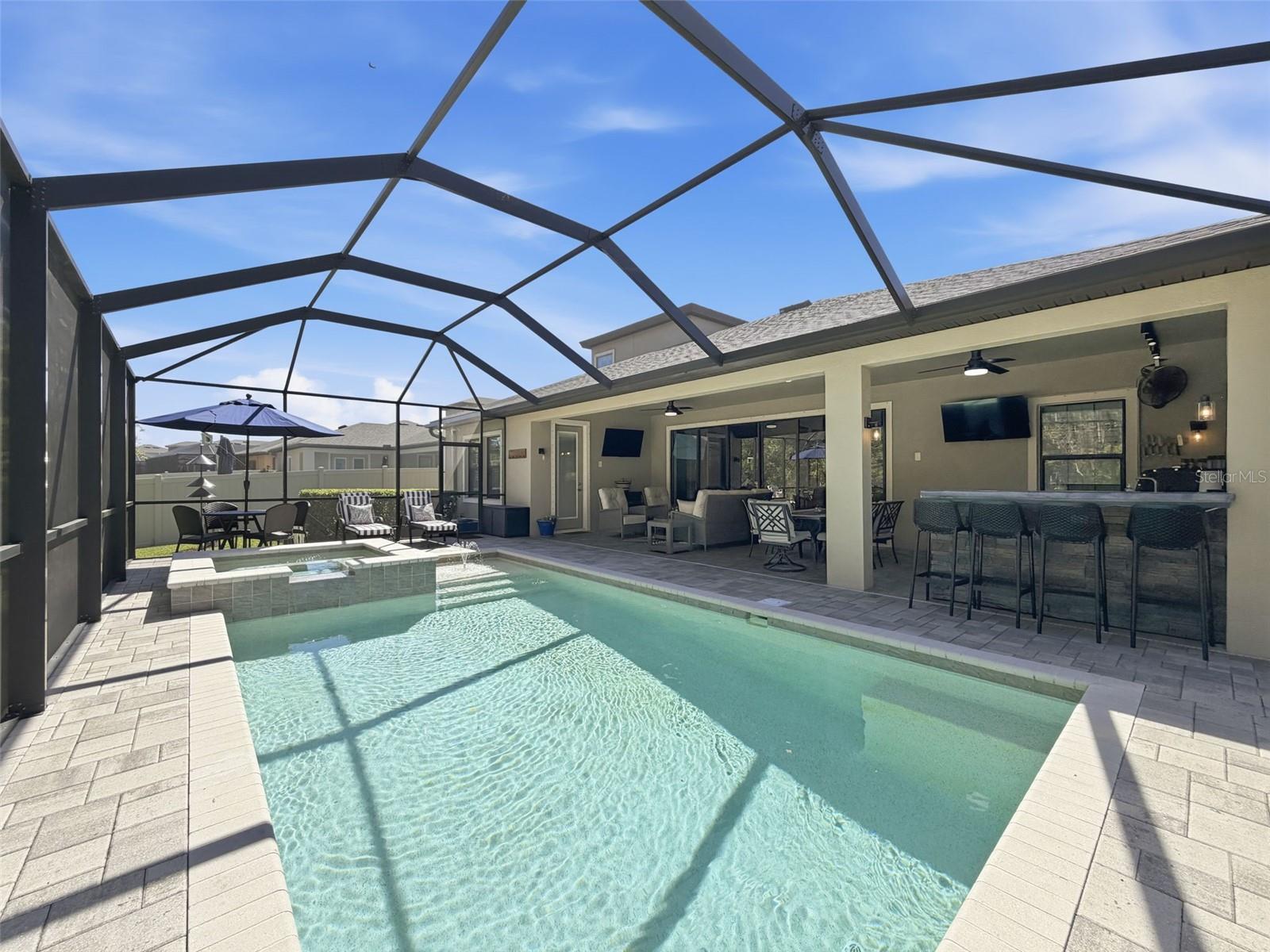 Listing photo id 41 for 21931 Woodshadow Way