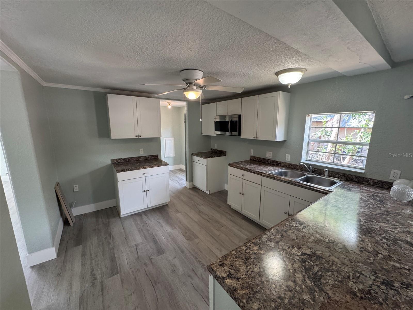 Image 2 of 31 For 15341 Omaha Street