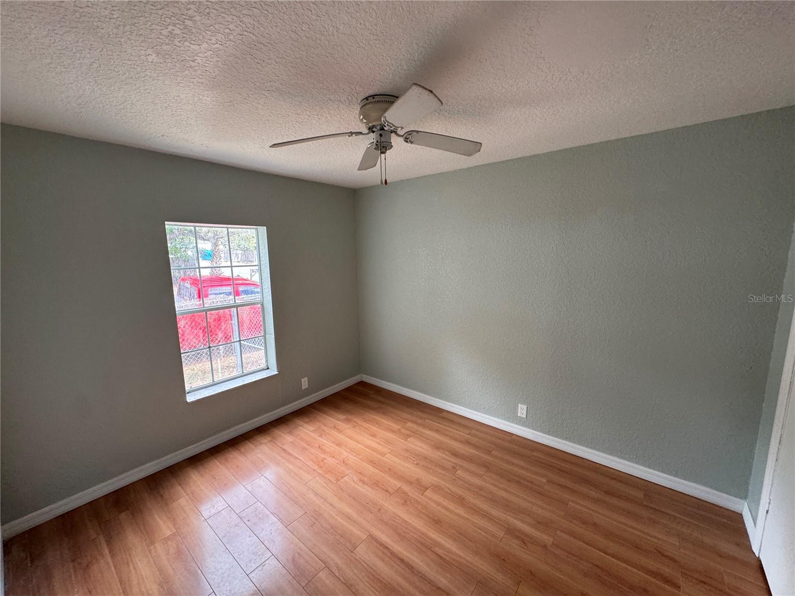 Image 20 of 31 For 15341 Omaha Street