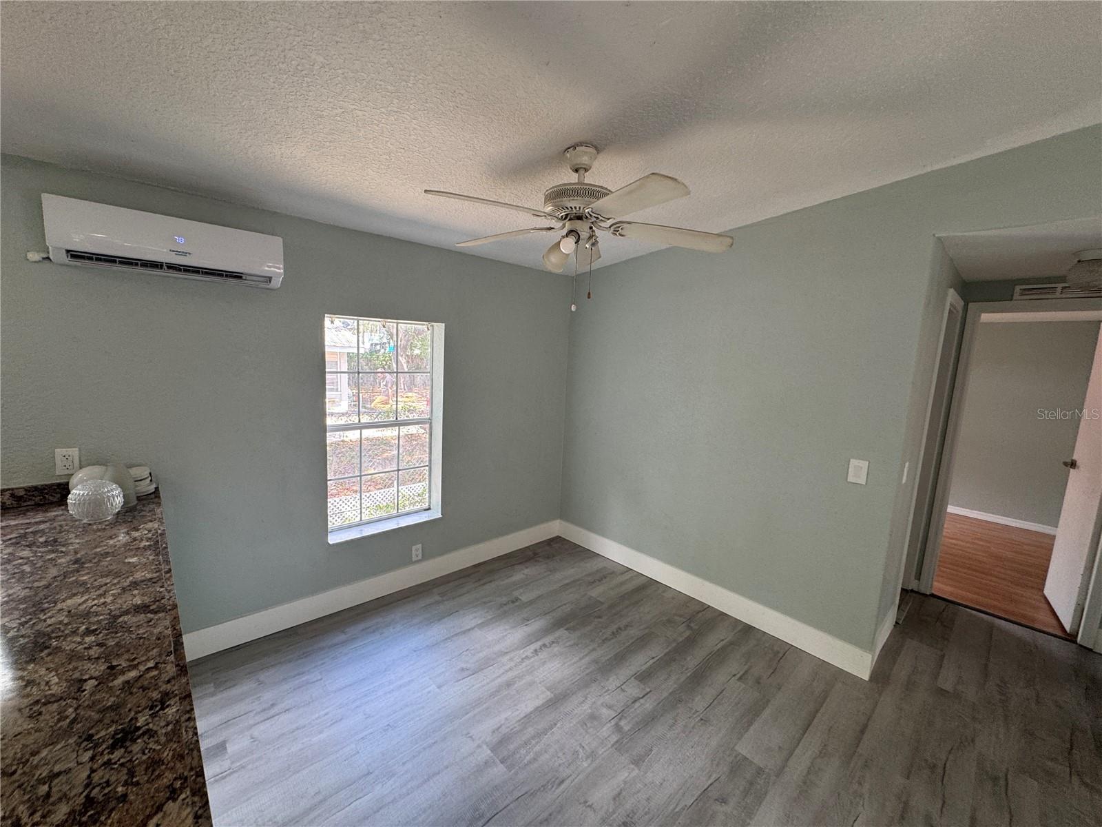 Image 6 of 31 For 15341 Omaha Street